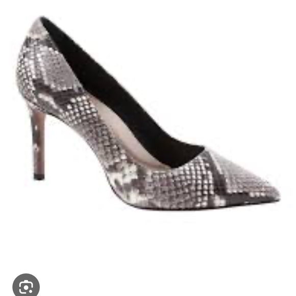 Banana Republic Madison-Nove Pumps - NWT - Picture 13 of 16